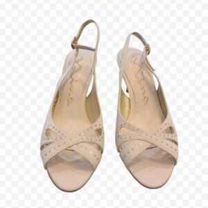 Nina Ricci Cream Satin Slingback Sandals w Rhinestone Accent Open Toe